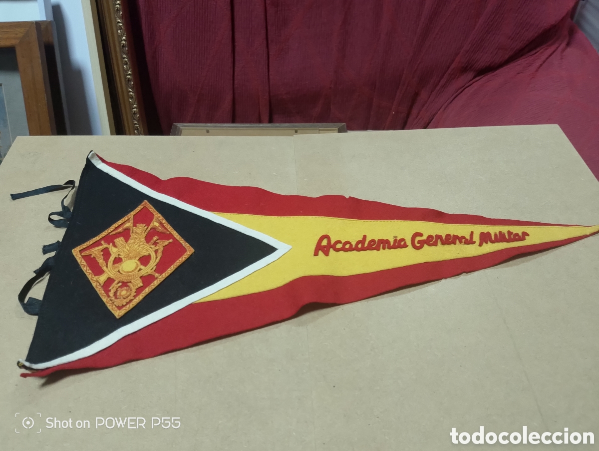 Antiques: Banderin del ej&eacute;rcito