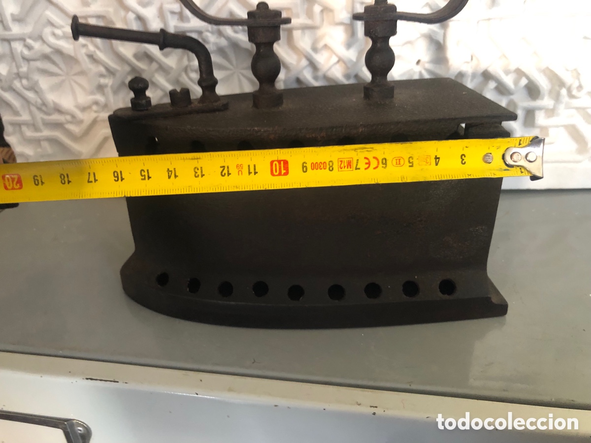 Antig&uuml;edades: ANTIGUA PLANCHA CARBON - Foto 2