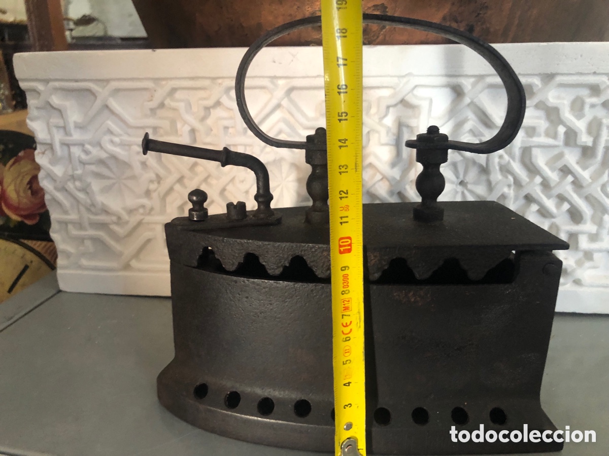 Antig&uuml;edades: ANTIGUA PLANCHA CARBON - Foto 3