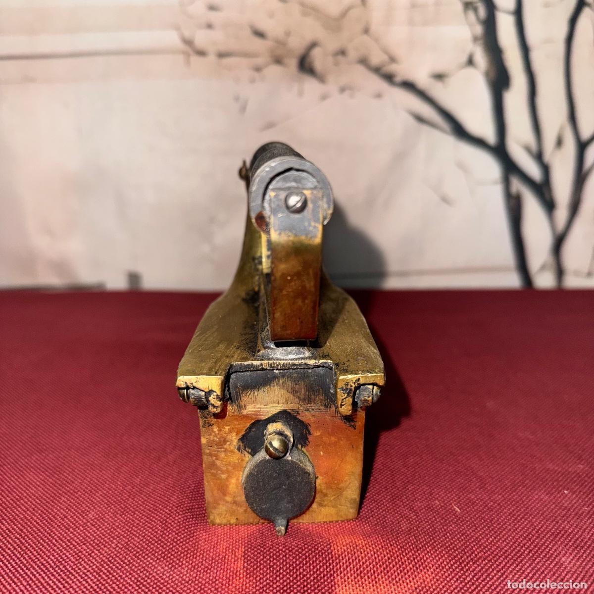 Antig&uuml;edades: Plancha Antigua de Carbon - Foto 4