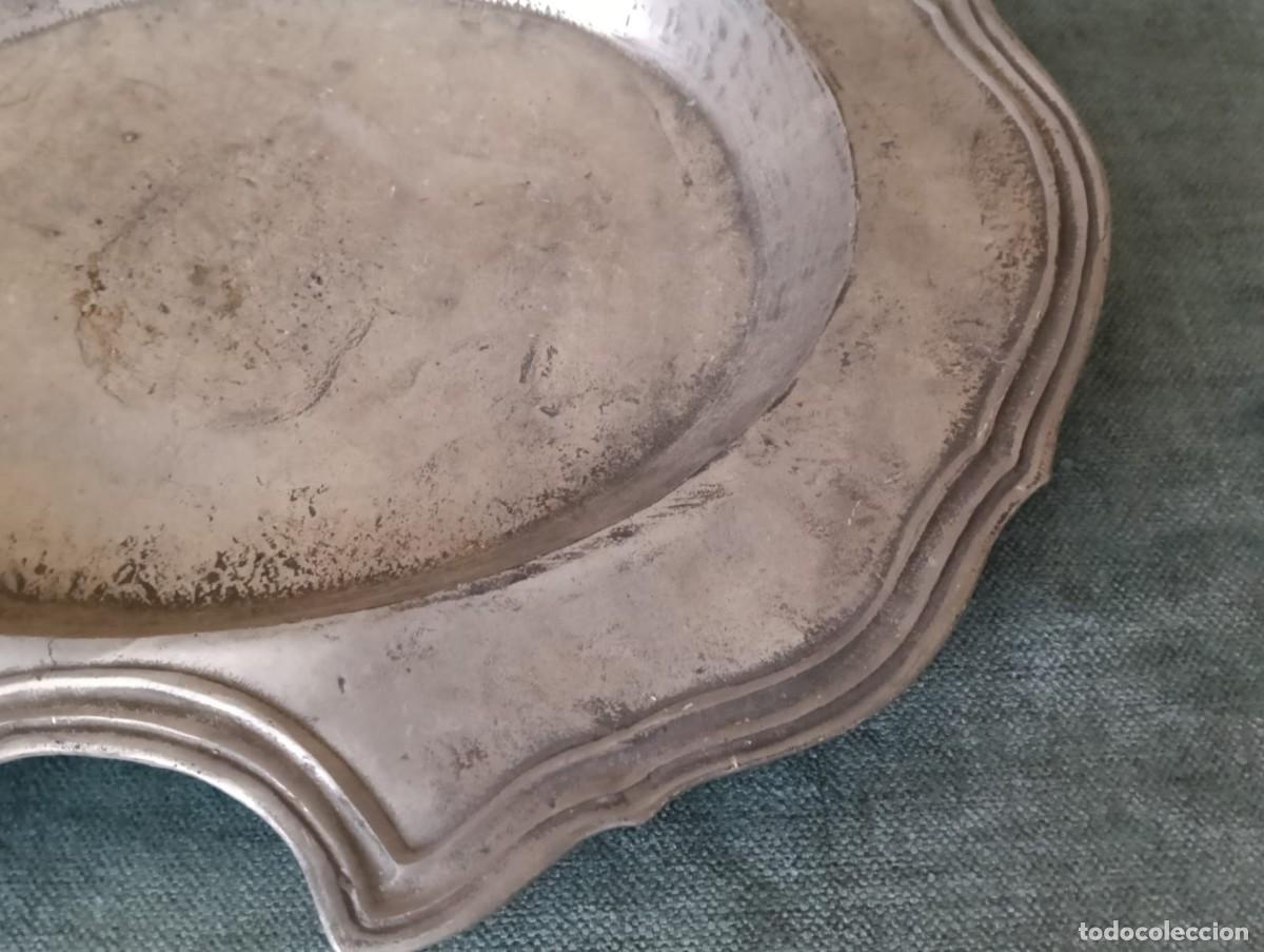 Antig&uuml;edades: BANDEJA DE BARBERO - PELTRE - Foto 6