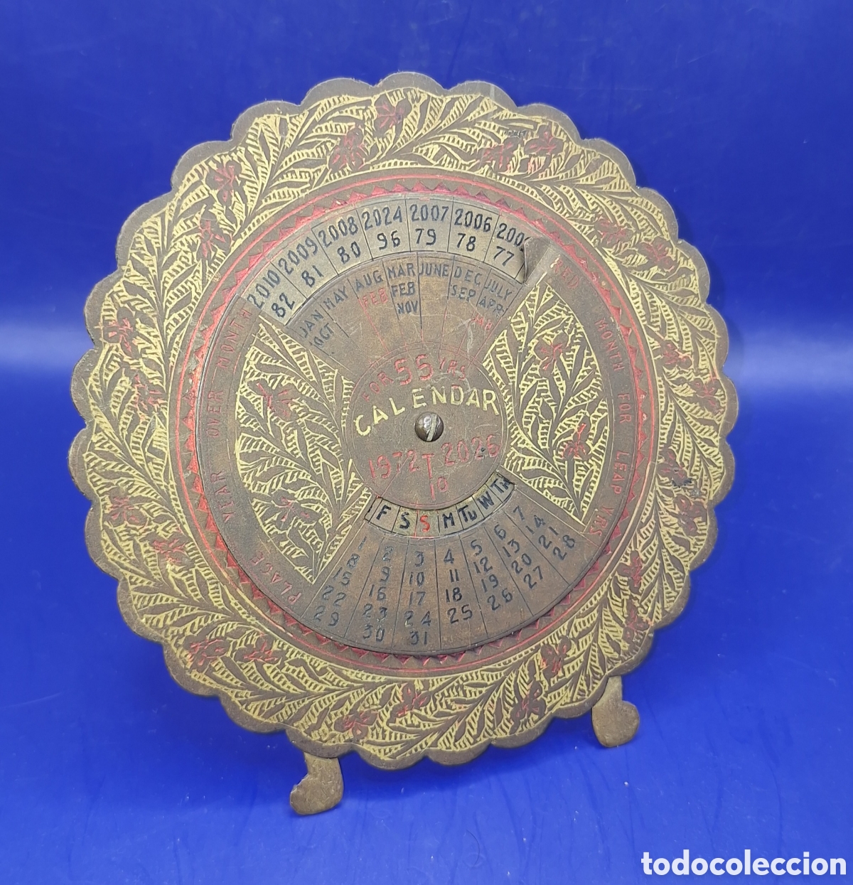 Antig&uuml;edades: Antiguo Calendario Met&aacute;lico Ingl&eacute;s de Sobremesa para 55 A&ntilde;os de 1972 a 2026
