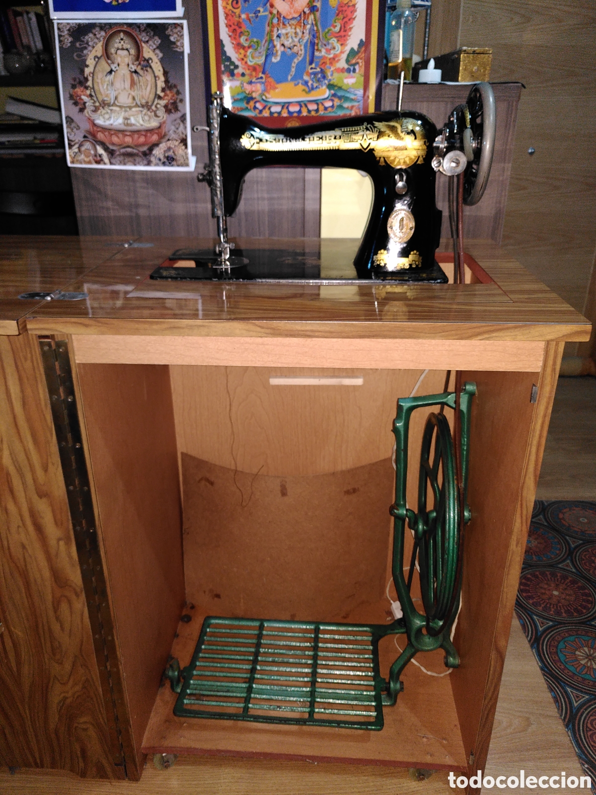 Antig&uuml;edades: M&aacute;quina de coser SINGER - Foto 3