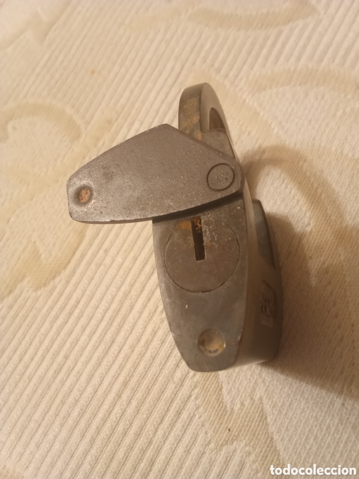 Antig&uuml;edades: CANDADO ANTIGUO GRANDE SIN LLAVE - Foto 3