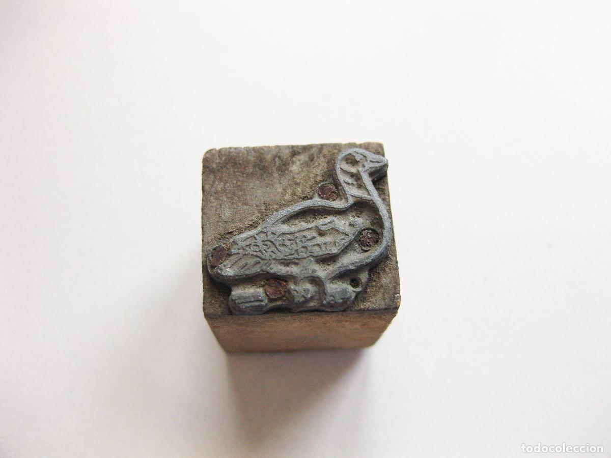 Antig&uuml;edades: ANTIGUO TIPO DE IMPRENTA CON LA IMAGEN DE UNA PALOMA. TAMP&Oacute;N DE TINTA. AVES. ANIMALES