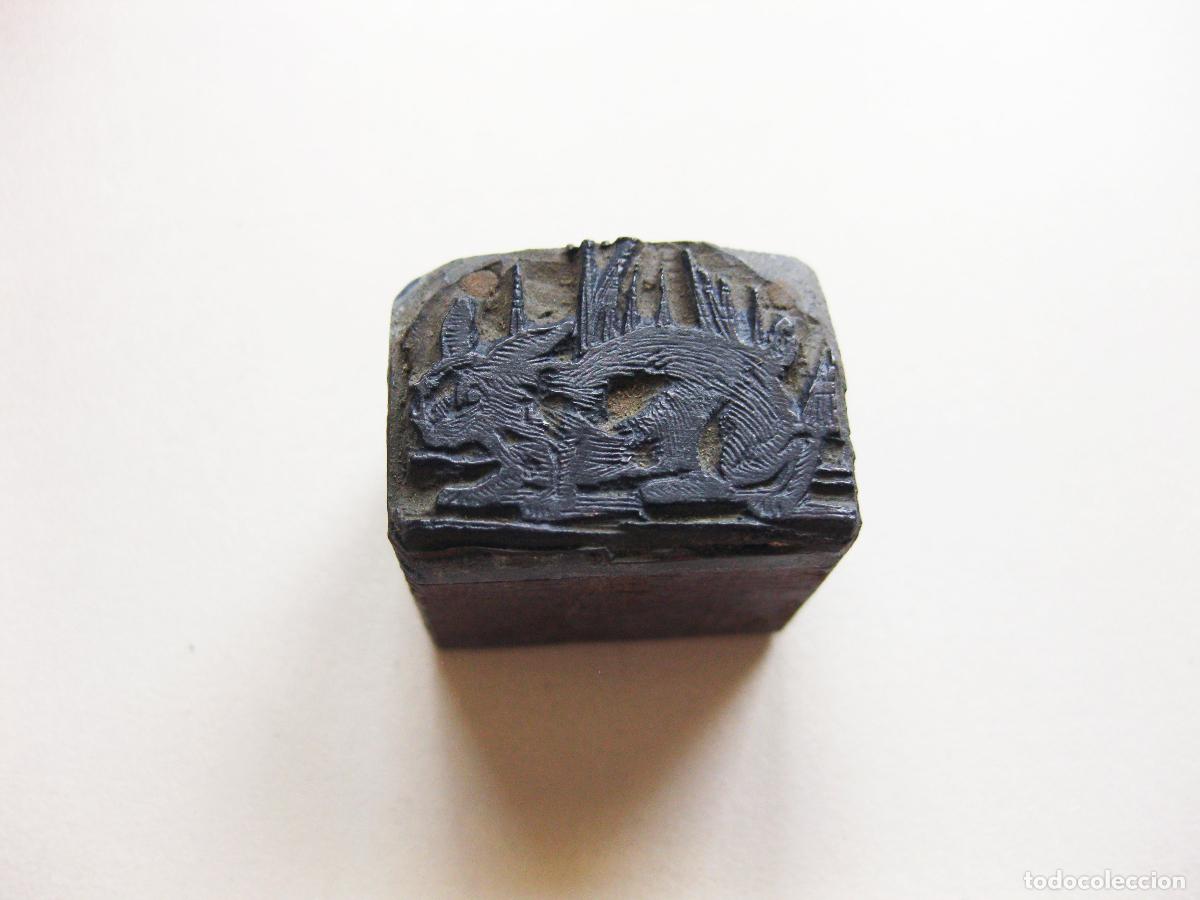 Antig&uuml;edades: ANTIGUO TIPO DE IMPRENTA CON LA IMAGEN DE UNA LIEBRE O CONEJO. TAMP&Oacute;N DE TINTA.
