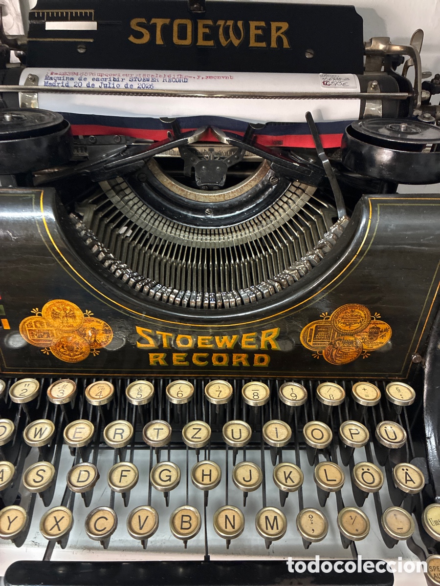Antig&uuml;edades: M&aacute;quina de escribir Stoewer.