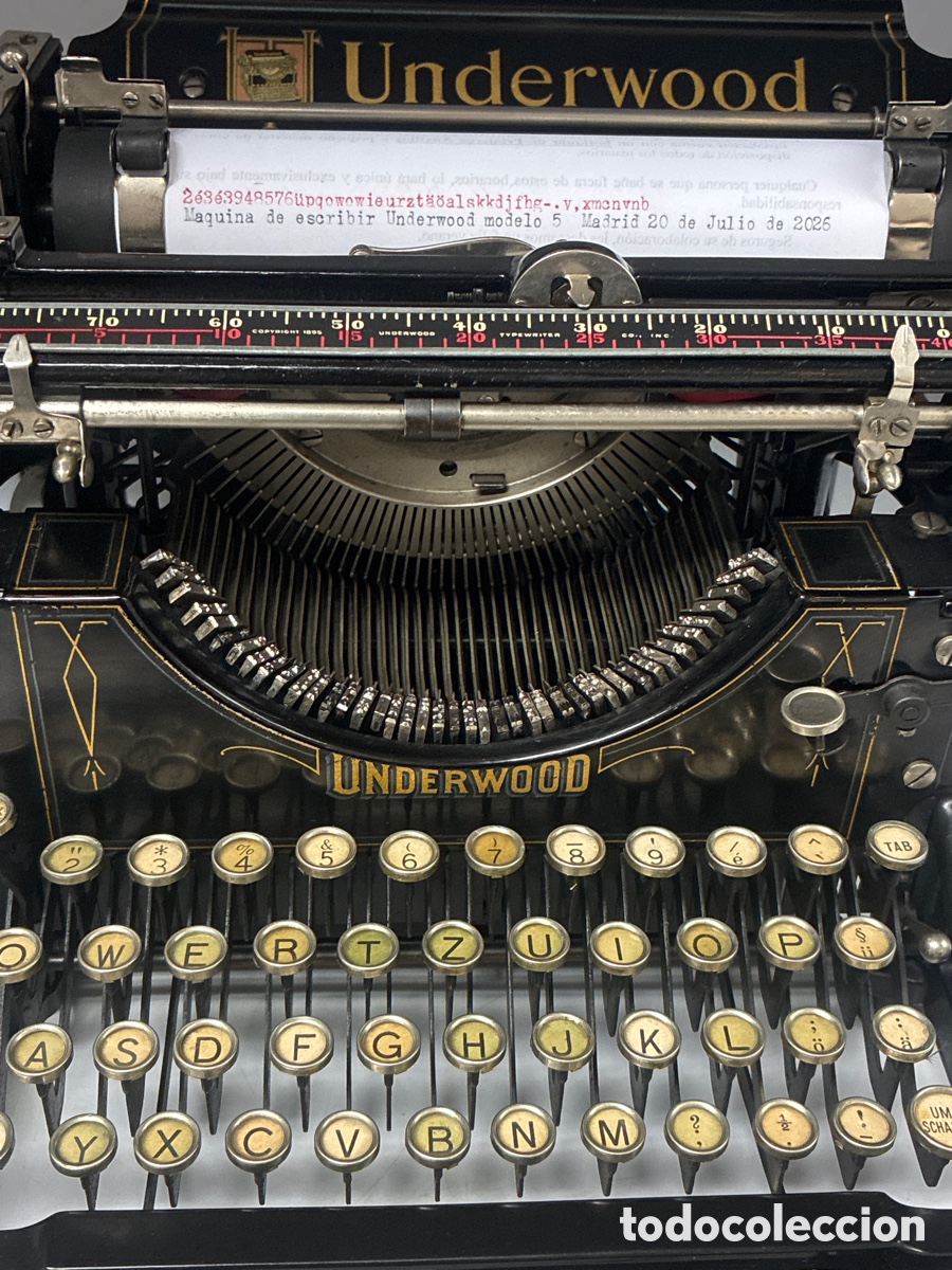 Antig&uuml;edades: M&aacute;quina de Escribir UNDERWOOD 5.