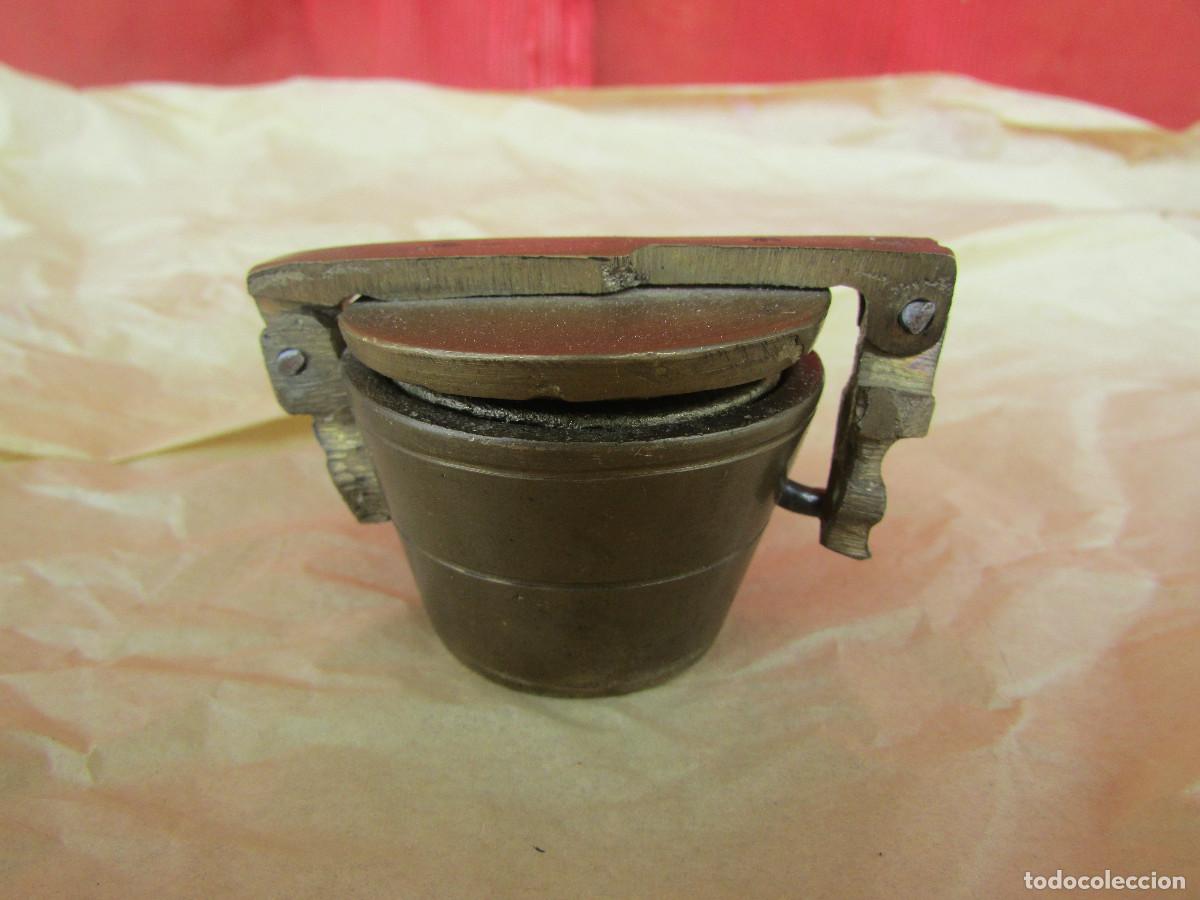 Antig&uuml;edades: TRES PESAS PONDERALES EN VASO ANIDADO. BRONCE. ANTIGUO. MISMO JUEGO
