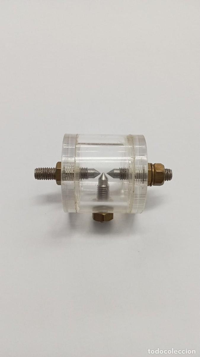 Antig&uuml;edades: &Eacute;clateur/Spark Gap (V&iacute;a de chispas) 3 electrodos - Material de taller/laboratorio Kelonik Westrex.