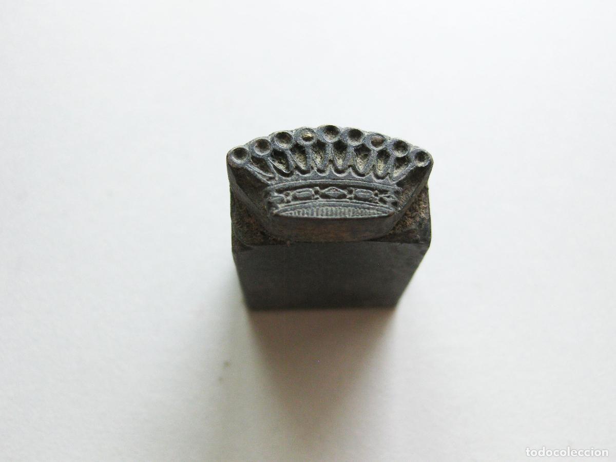 Antig&uuml;edades: TIPO DE IMPRENTA CON LA IMAGEN DE UNA CORONA DE CONDE PARA ESCUDO DE SELLO O TAMP&Oacute;N DE TINTA