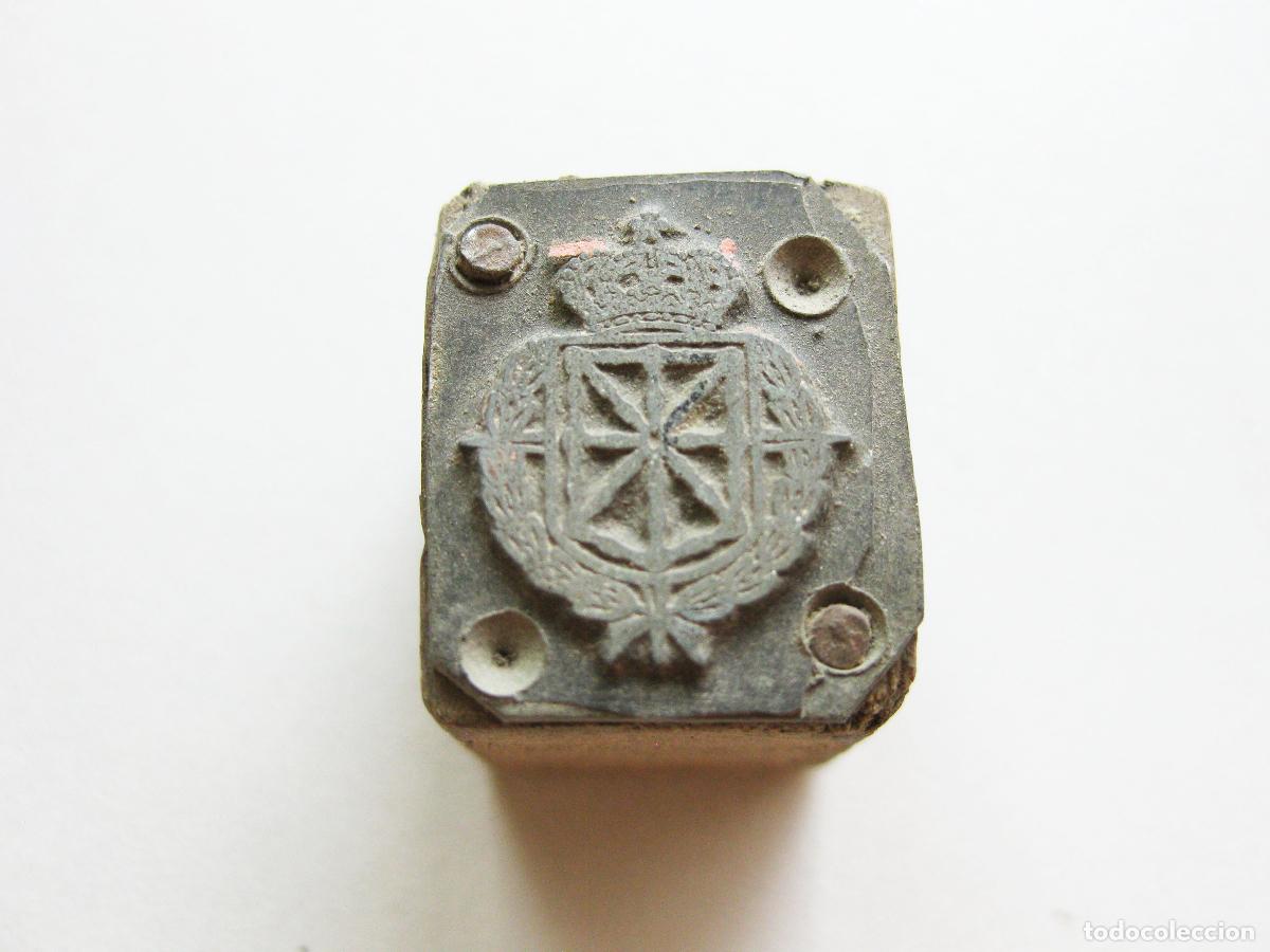 Antig&uuml;edades: ANTIGUO TIPO DE IMPRENTA CON LA IMAGEN DEL ESCUDO DE NAVARRA. SELLO O TAMP&Oacute;N DE TINTA