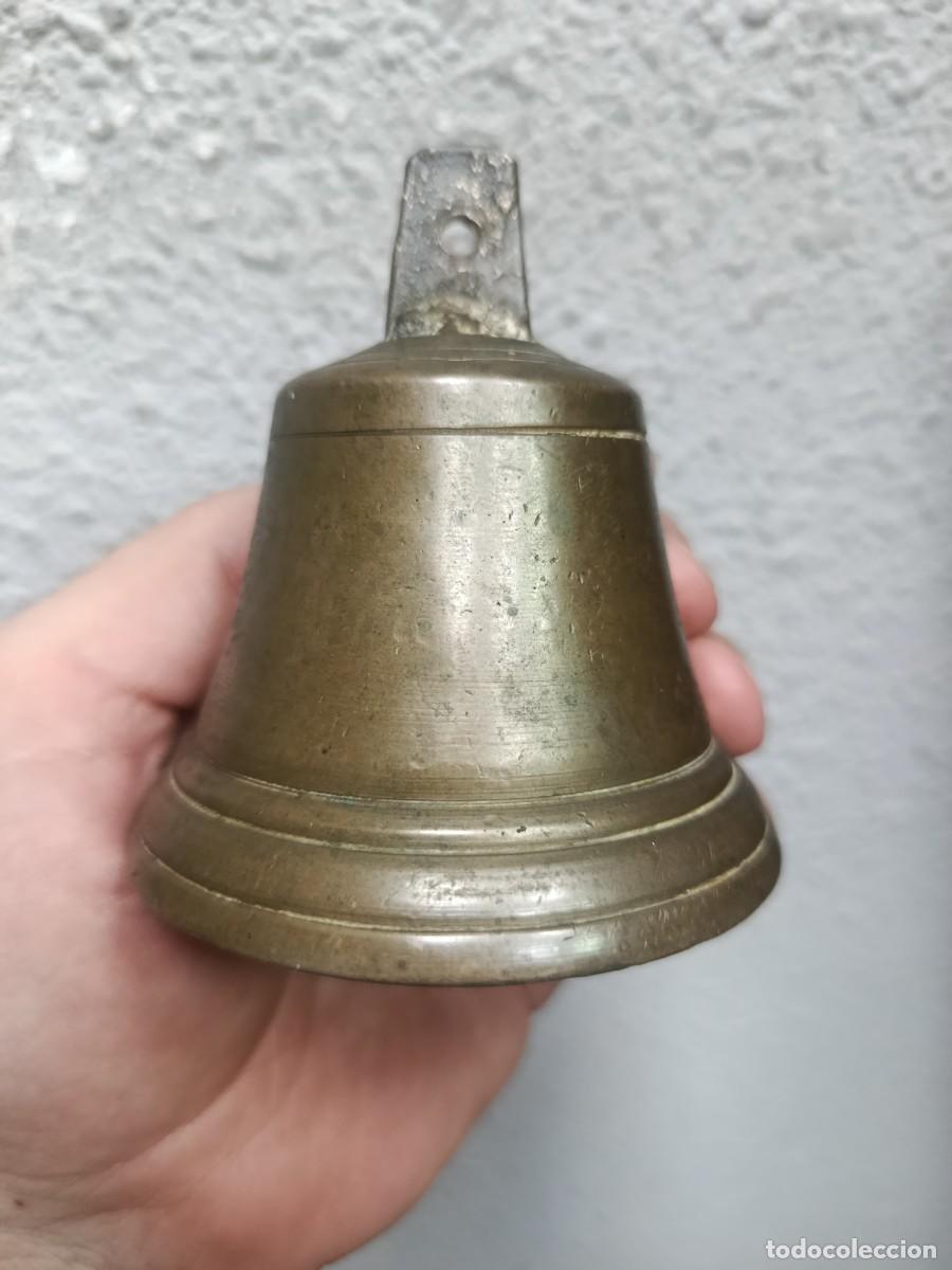 Antig&uuml;edades: Campana de bronce antigua - Foto 4