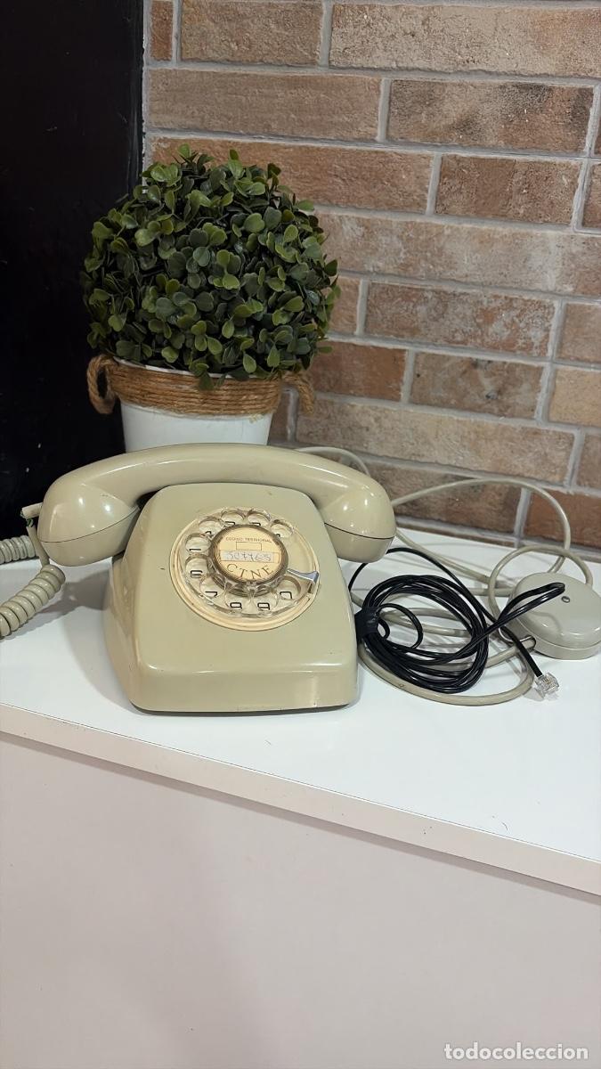 Tel&eacute;fonos: Tel&eacute;fono cl&aacute;sico de sobremesa CTNE, vintage, fabricado por CITESA