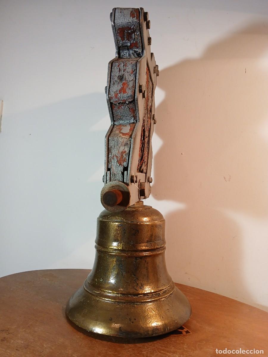 Antig&uuml;edades: Campana en bronce con balancin - Foto 2