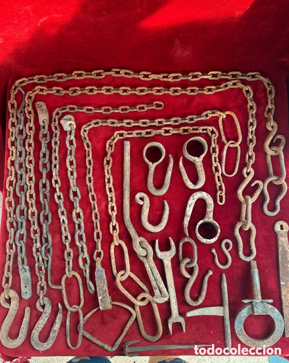 Antig&uuml;edades: Gran lote de forja antigua:Cadenas,ganchos,etc!