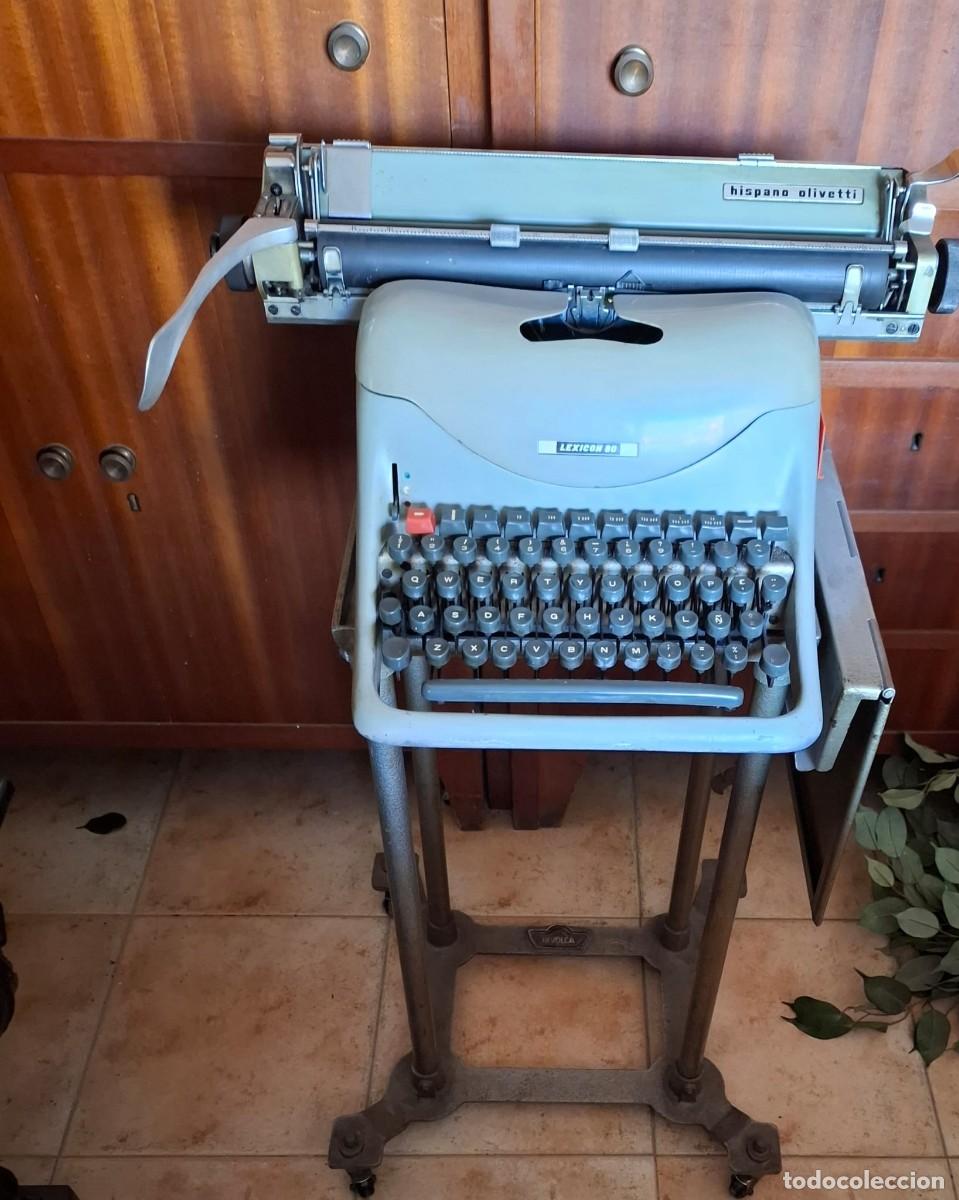 Antig&uuml;edades: Hispano Olivetti Lexikon 80 con pedestal Invicta original - Foto 2