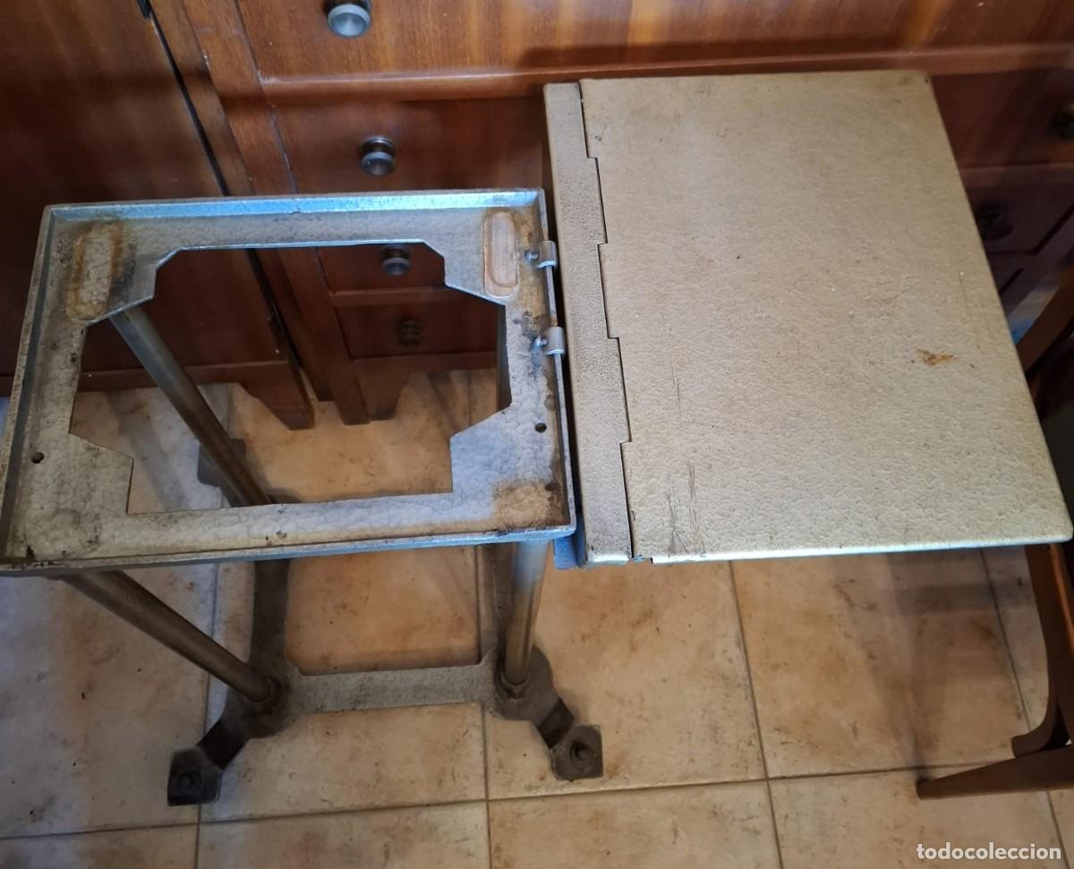 Antig&uuml;edades: Hispano Olivetti Lexikon 80 con pedestal Invicta original - Foto 5