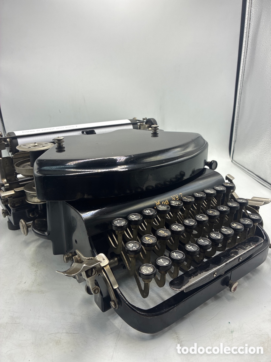 Antig&uuml;edades: M&aacute;quina de escribir Adler modelo 7. - Foto 4