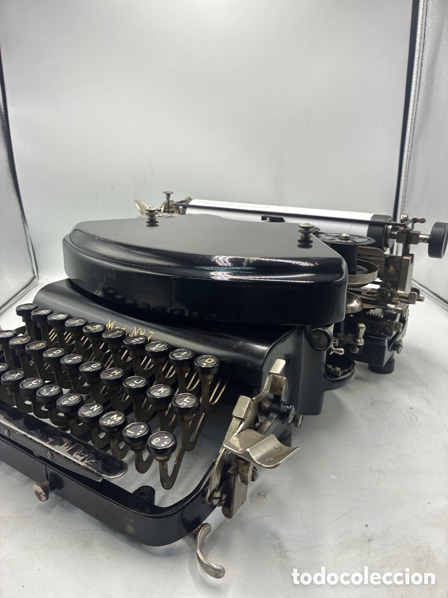 Antig&uuml;edades: M&aacute;quina de escribir Adler modelo 7. - Foto 5