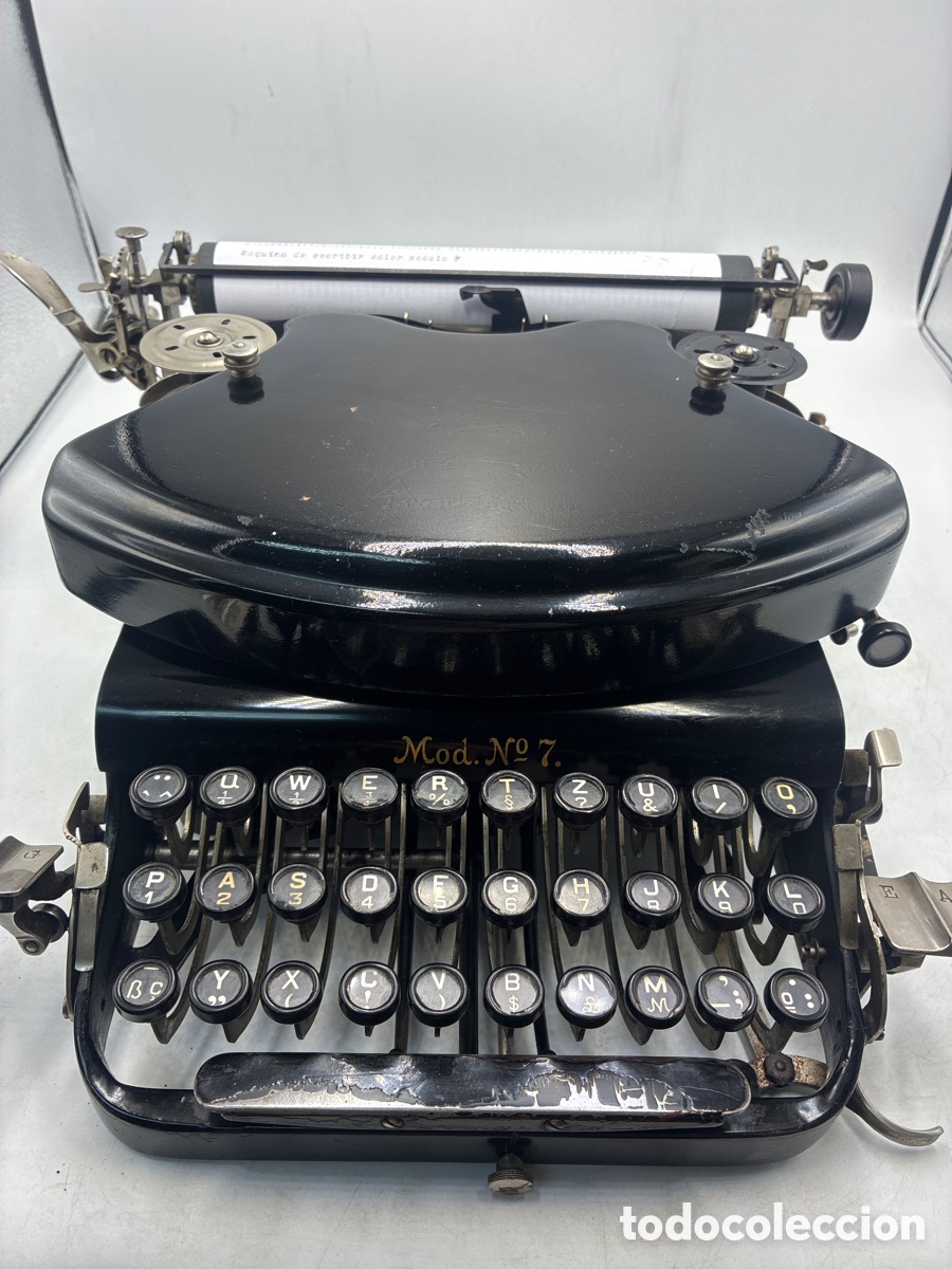 Antig&uuml;edades: M&aacute;quina de escribir Adler modelo 7. - Foto 1