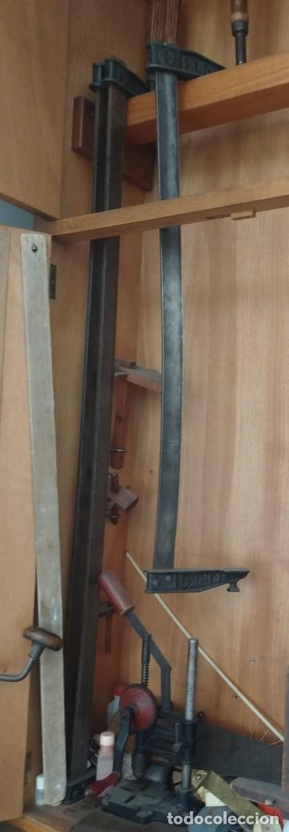 Antig&uuml;edades: Lote de 2 sargentos de carpintero de barra o tipo F marca URKO