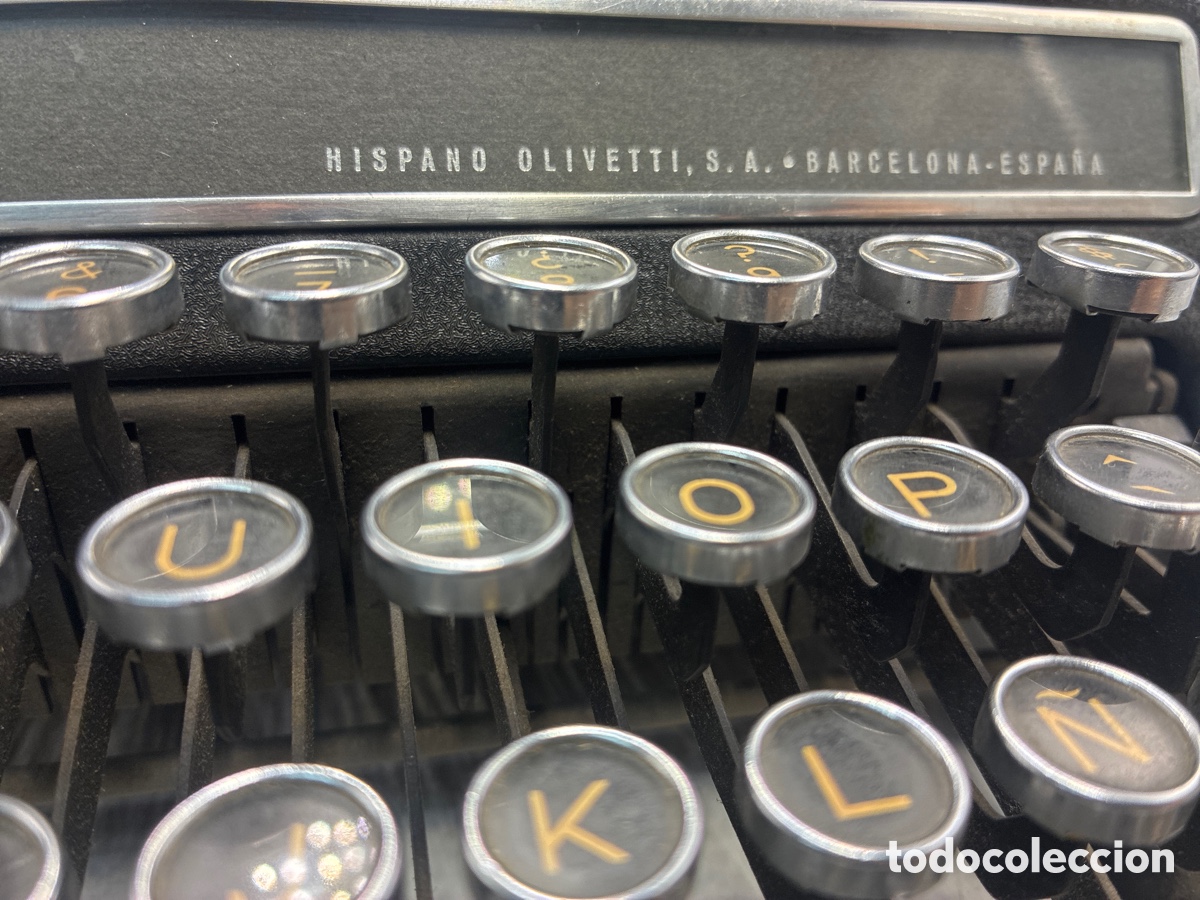 Antig&uuml;edades: M&aacute;quina de escribir Hispano Olivetti Studio 46. - Foto 2