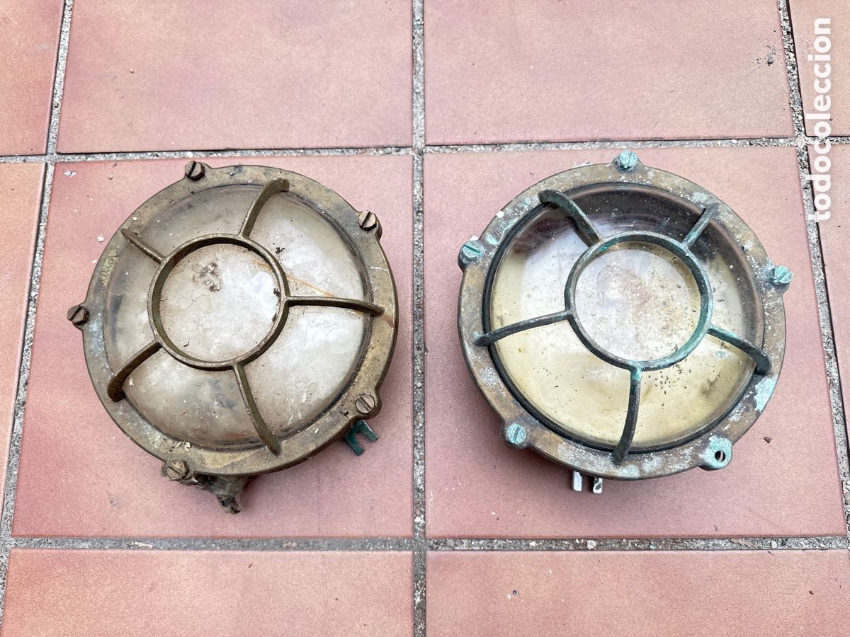 Antig&uuml;edades: PAREJA FAROL O APLIQUE DE BARCO, OJO DE BUEY MODELO MILETICH
