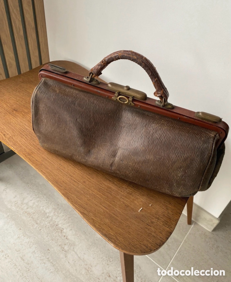 Antig&uuml;edades: Antiguo malet&iacute;n de m&eacute;dico - Foto 1