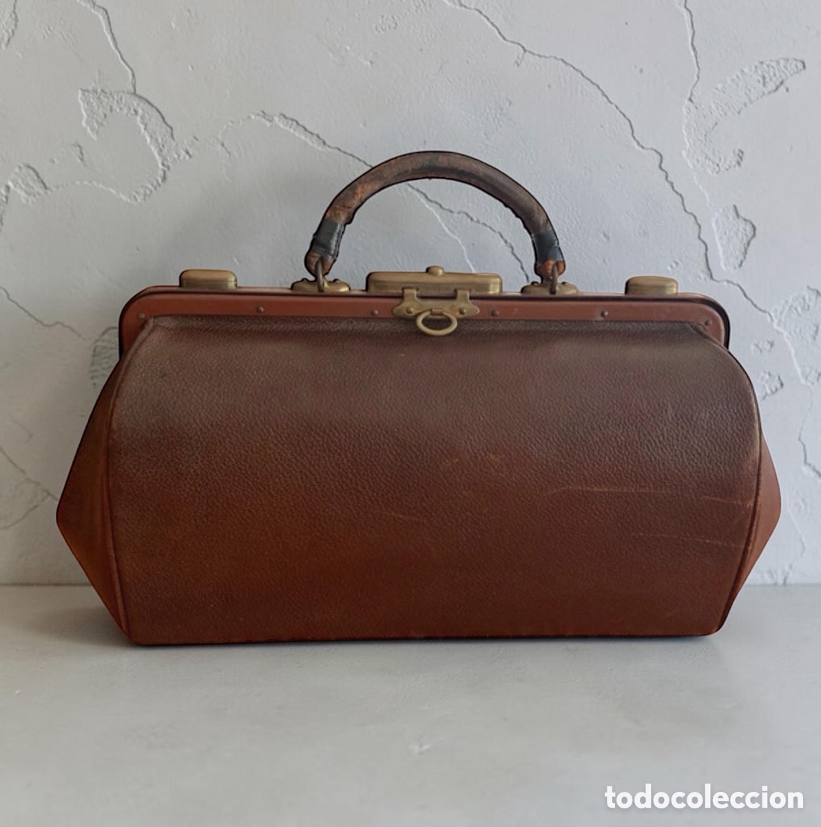 Antig&uuml;edades: Antiguo malet&iacute;n de m&eacute;dico