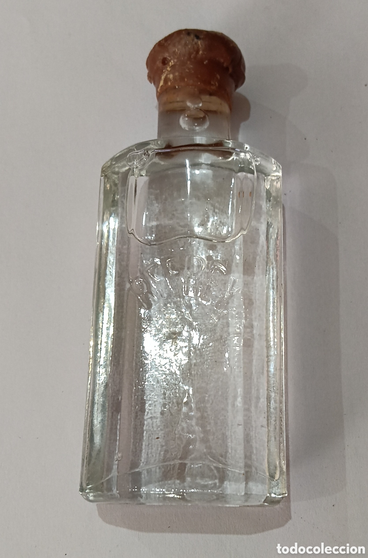 Antig&uuml;edades: REFREY Raro Frasco de Cristal Aceite REFREY sin Abrir .