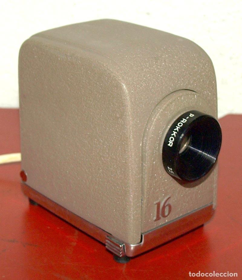 Antig&uuml;edades: Proyector diapositivas MINOLTA mini 16 - caja - Foto 2