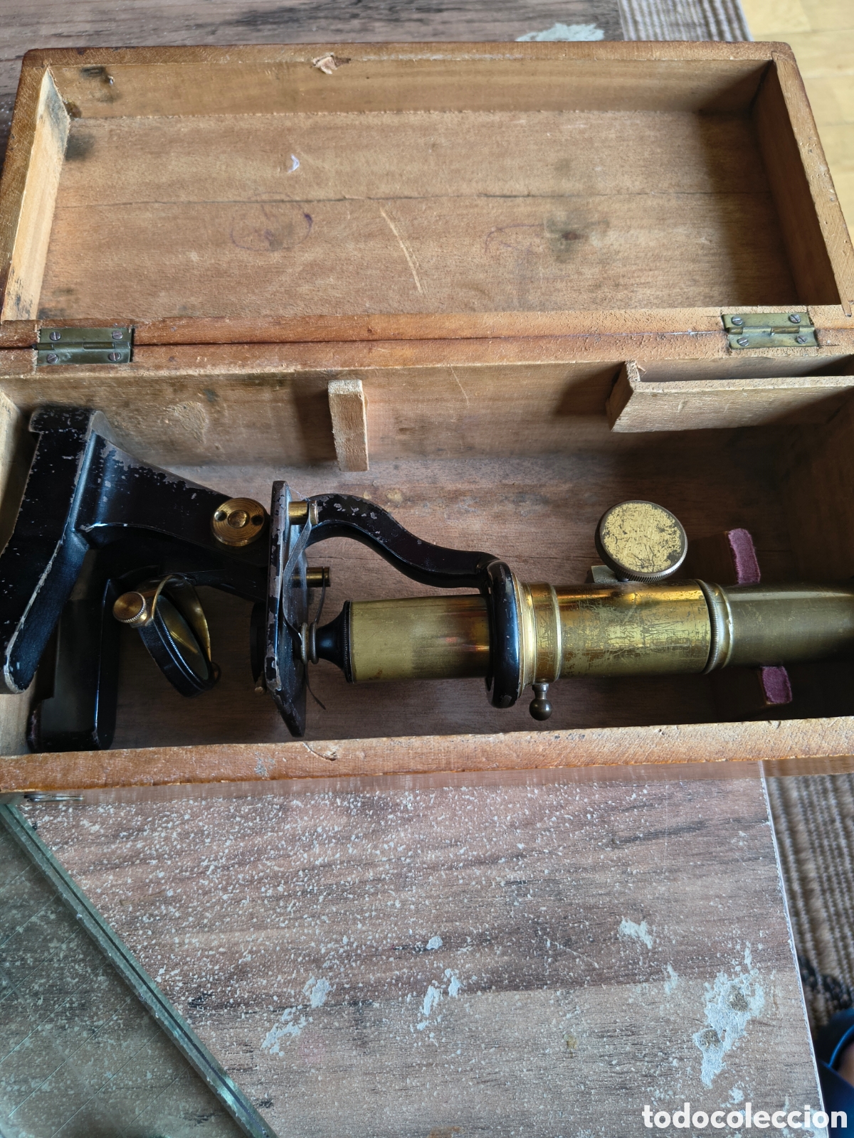 Antig&uuml;edades: Microscopio antiguo, (estuche original)