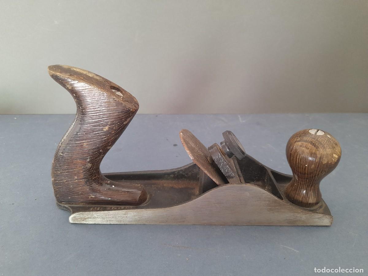Antig&uuml;edades: cepillo de carpintero n&ordm; 2, made in england, corte 4,5cm aprox, largo 23cm aprox