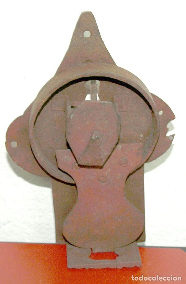 Antig&uuml;edades: -- Cerradura antigua -- - Foto 2