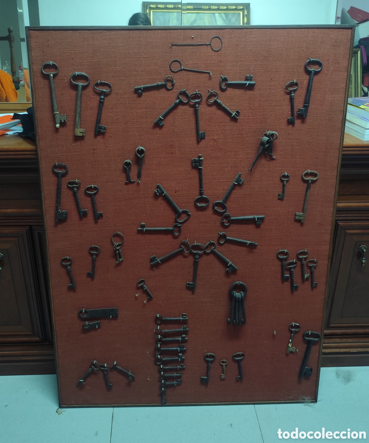 Antig&uuml;edades: Colecci&oacute;n llaves antiguas enmarcadas