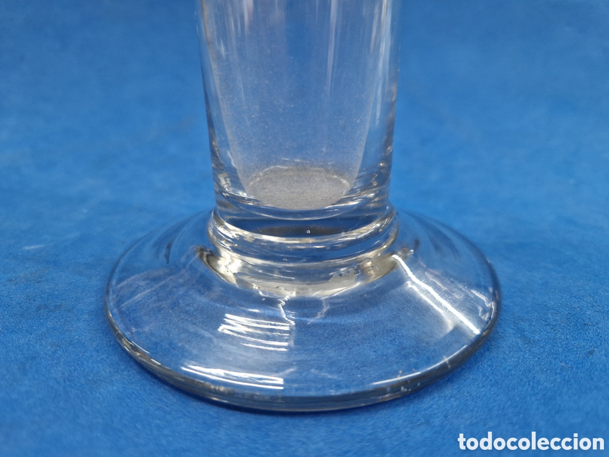 Antig&uuml;edades: Probeta de cristal soplado antigua - Foto 2