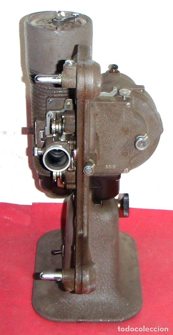 Antig&uuml;edades: Proyector BELL HOWEL GAUMONT - de 8 mm - Foto 5
