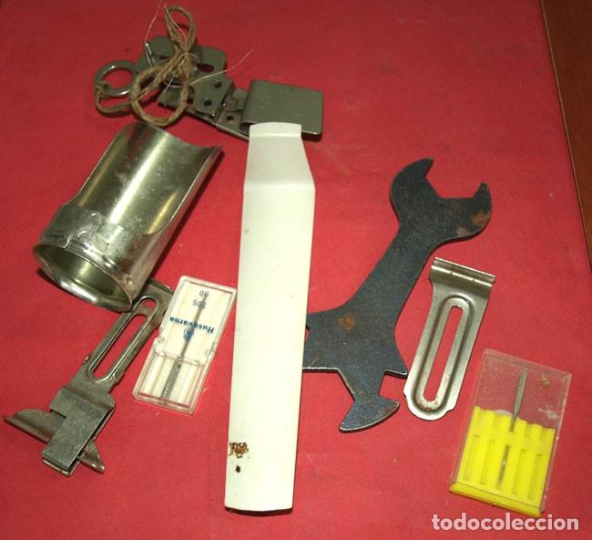 Antig&uuml;edades: M&aacute;quina de coser Husquarna - Foto 10