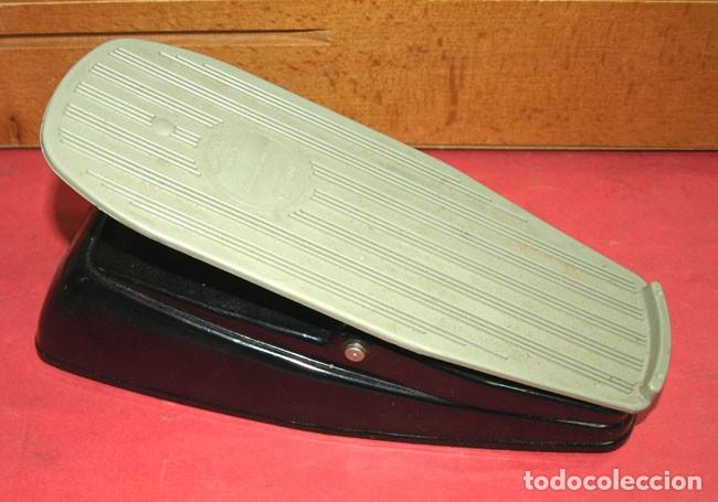 Antig&uuml;edades: M&aacute;quina de coser Husquarna - Foto 12