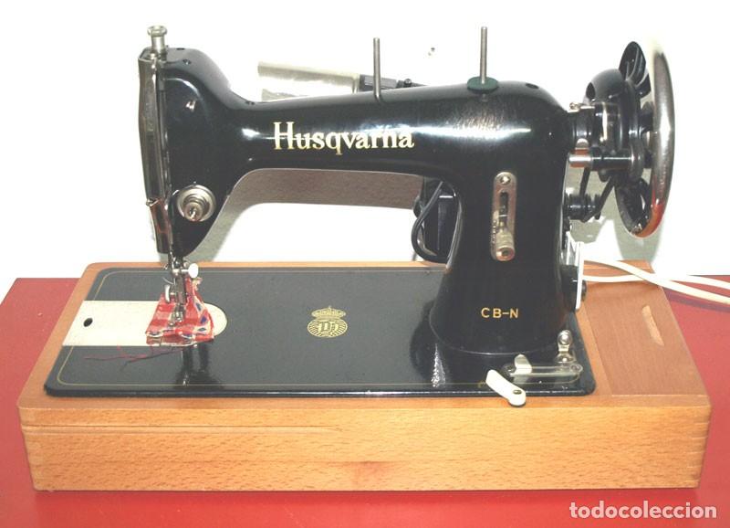 Antig&uuml;edades: M&aacute;quina de coser Husquarna