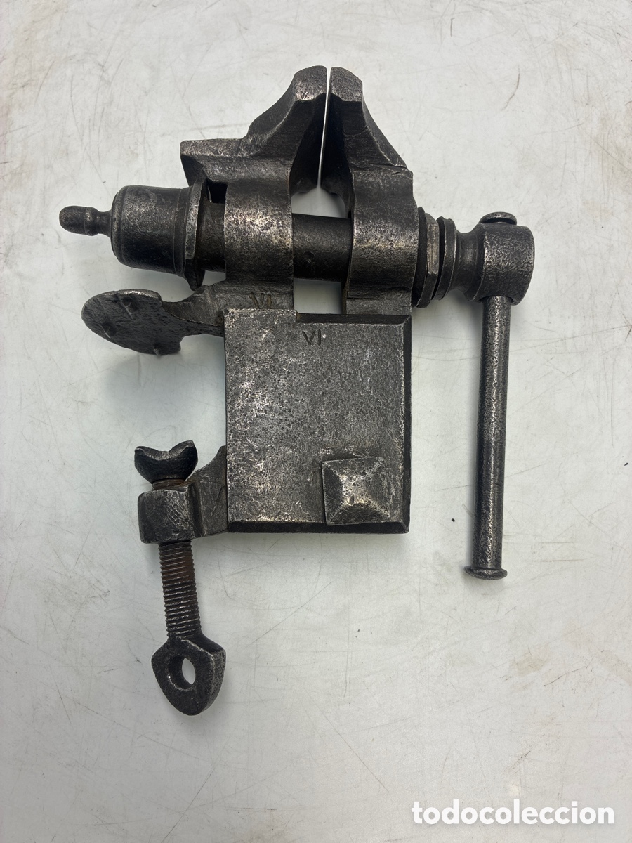 Antig&uuml;edades: Antiguo tornillo de banco. - Foto 2