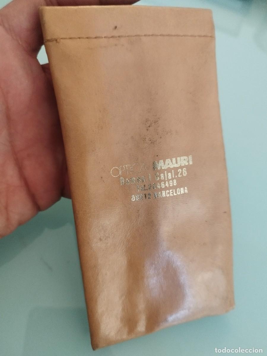 Antig&uuml;edades: Antigua funda para gafas de la &oacute;ptica Mauri. Barcelona m