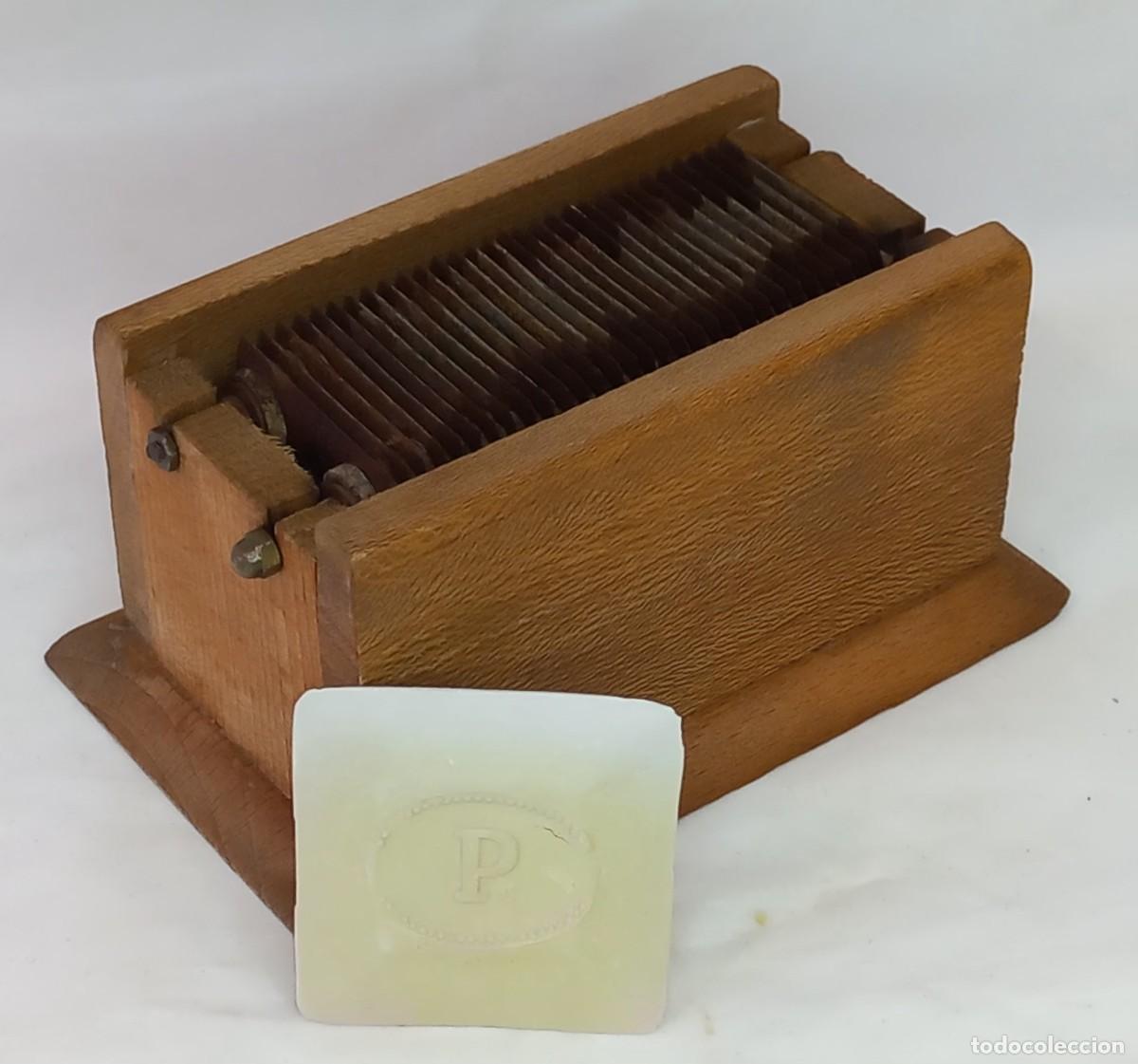 Antig&uuml;edades: ANTIGUO AFILADOR DE TIZA , JAVONCILLOS DE SASTRE , PARA CREAR BORDES FINOS Y PRECISOS PARA MARCAR