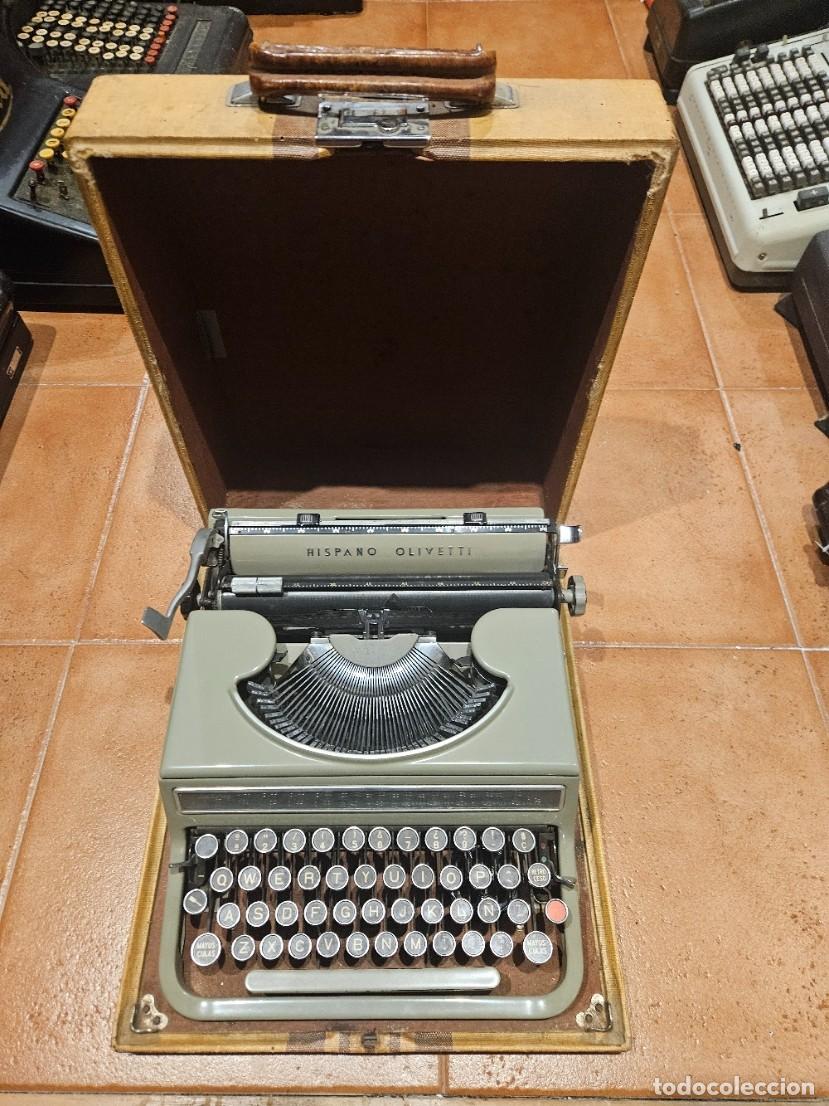 Antig&uuml;edades: M&Aacute;QUINA DE ESCRIBIR OLIVETTI STUDIO 46 (GRIS RARA) FUNCIONANDO CON CAJA FABRICADA EN BARCELONA