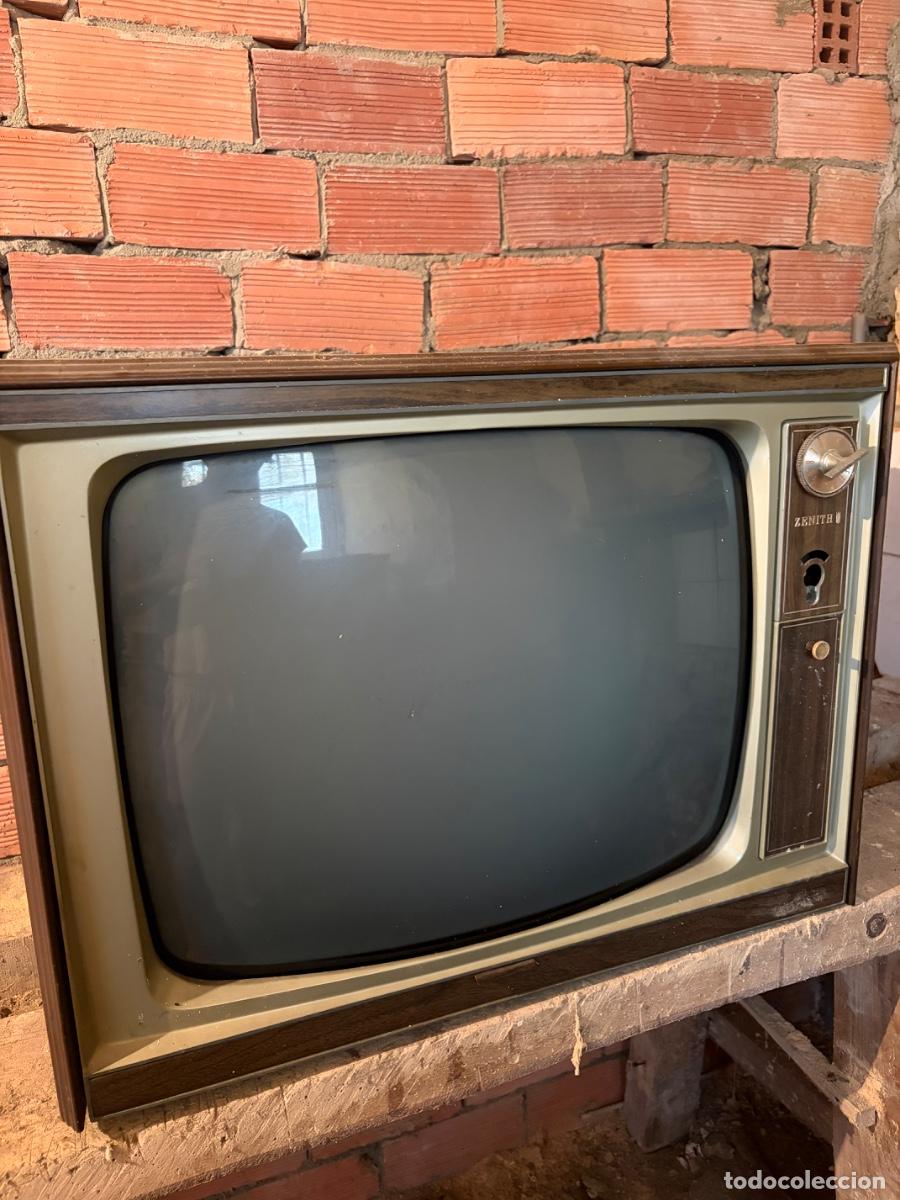 Antig&uuml;edades: TELEVISOR ZENITH VINTAGE ANTIGUO DE MADERA &ndash; TV DE TUBO CRT &ndash; RETRO &ndash; A&Ntilde;OS 60/70