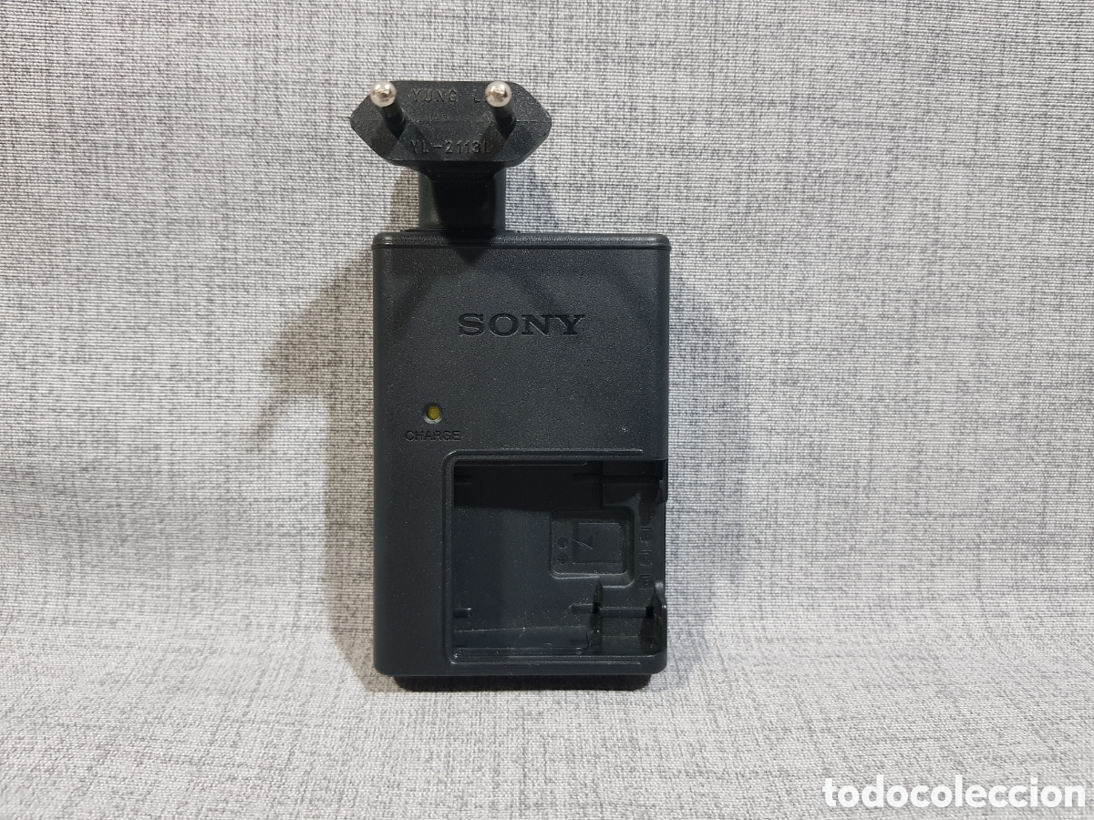 Antig&uuml;edades: SONY BC-CSD CARGADOR DE BATER&Iacute;A PARA VIDEOC&Aacute;MARA