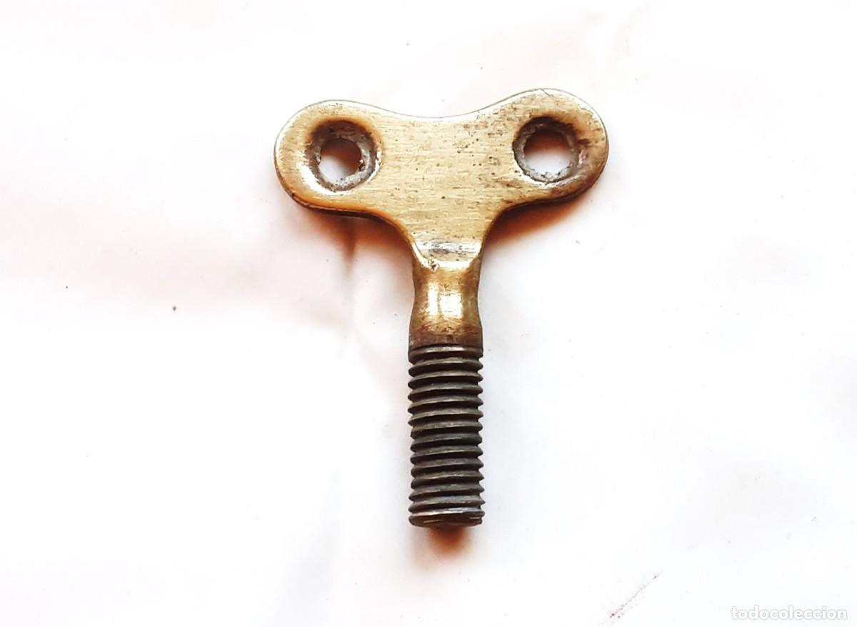 Antig&uuml;edades: ANTIGUO TORNILLO DE MARIPOSA - Foto 5