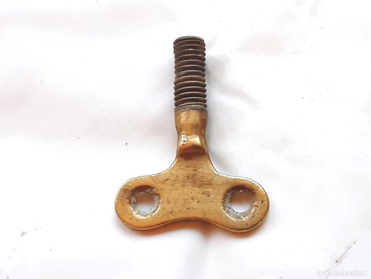 Antig&uuml;edades: ANTIGUO TORNILLO DE MARIPOSA - Foto 6