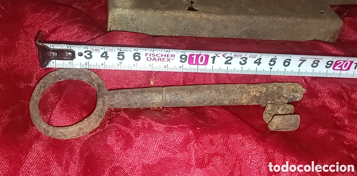 Antig&uuml;edades: Lote de 3 llaves de hierro forjado a mano, siglos XVII-XVIII
